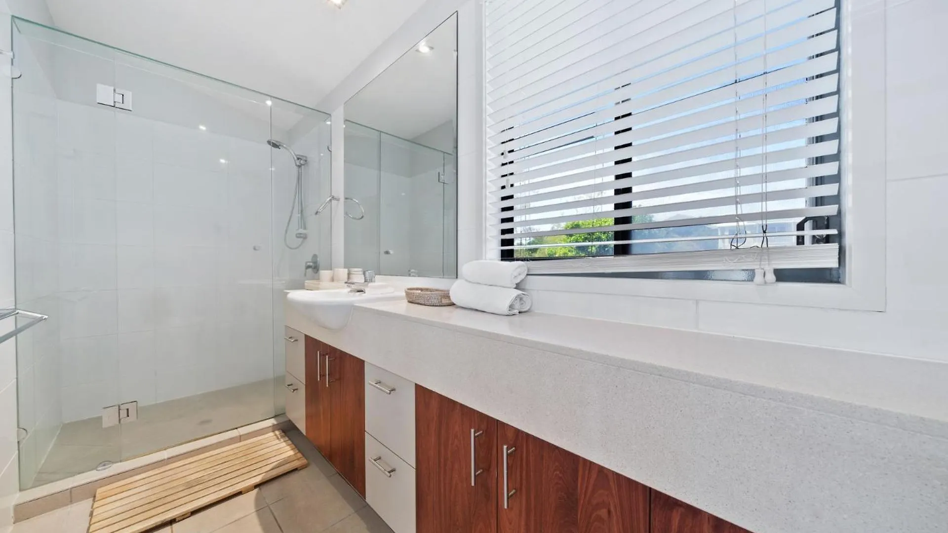 Apartment Warragi 4 By Discover Stradbroke Point Lookout